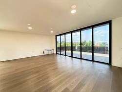 Mount Sinai Drive (D10), Detached #559838381